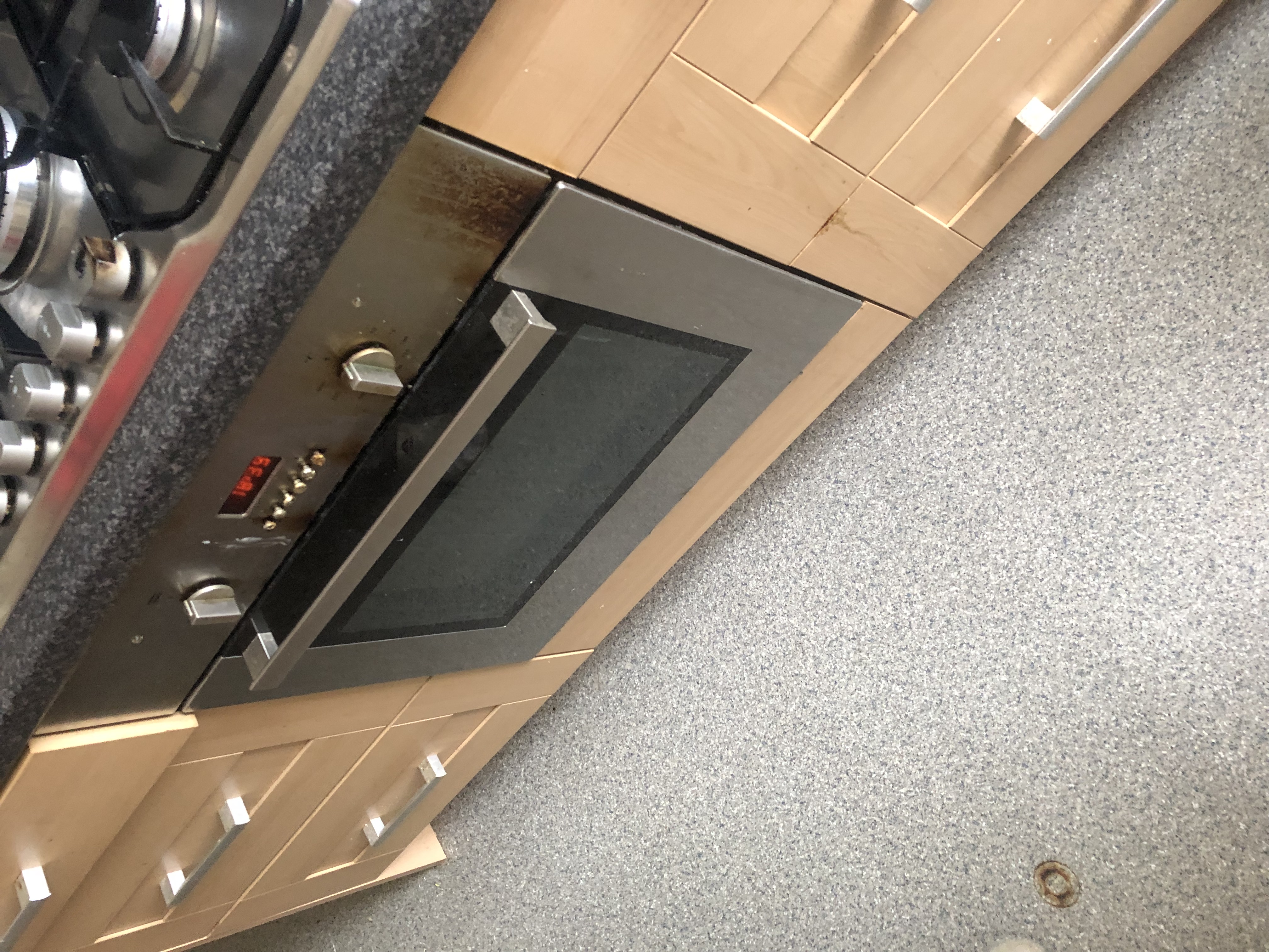Ovens & Cookers